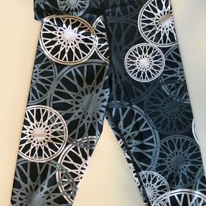 M- SoulCycle Crop Yoga Pants